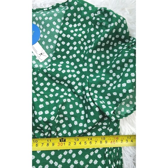 [452] New CUPSHE Green Daisy Dress - Picture 6 of 8
